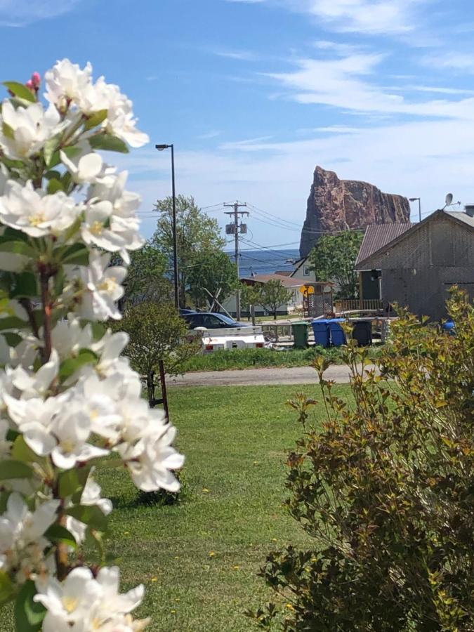 Motel Le Repos Percé Exterior foto